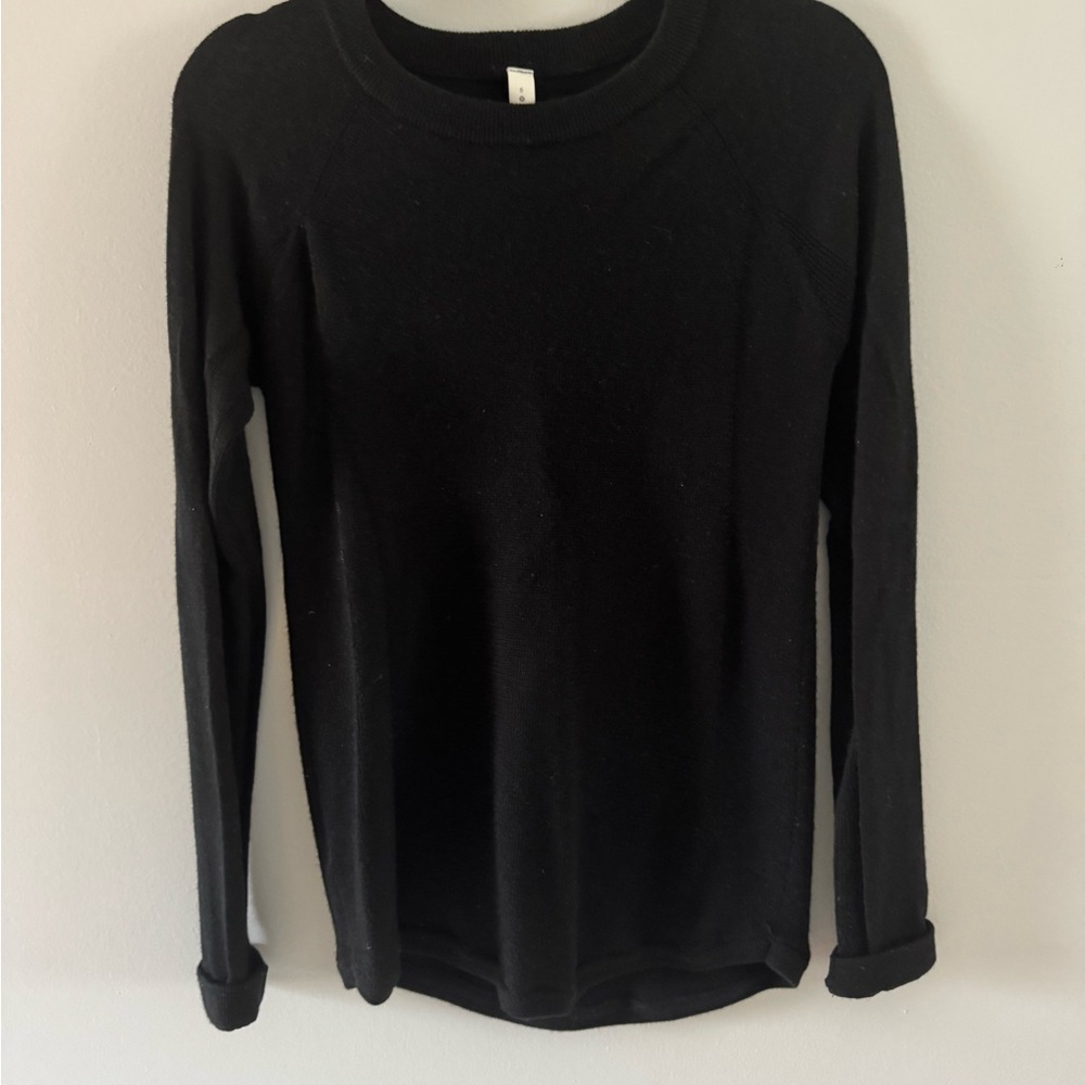Lululemon Merino Wool Crewneck Quiet Luxury Minimalist Sweater Sz 6